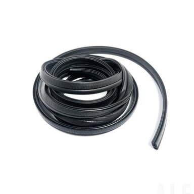 5HY0-372010 SEAL STRIP, SIDE DOOR