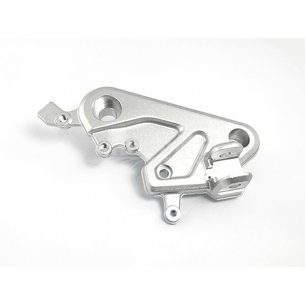 6AQV-140700-6000 BRACKET ASSY, RH FRONT FOOTREST 6AQV-140700-6000 BRACKET ASSY, RH FRONT FOOTREST
