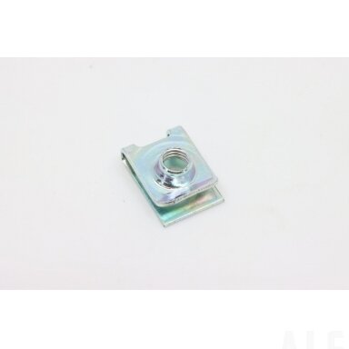 8030-040800-00001 NUT CLIP M6