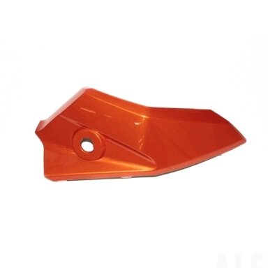 9AWV-041038-2300-0YD00 RH DECO GUARD, DASHBOARD