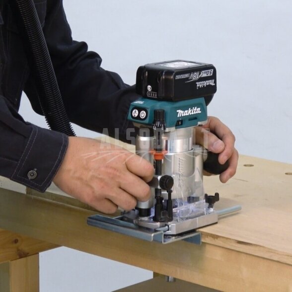 Akumuliatorinis frezeris MAKITA DRT50Z su priedais 1