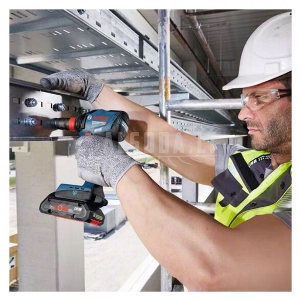 Akumuliatorinis smūginis suktuvas/veržliasukis BOSCH GDX 18V-210C Solo 3 Akumuliatorinis smūginis suktuvas/veržliasukis BOSCH GDX 18V-210C Solo 3