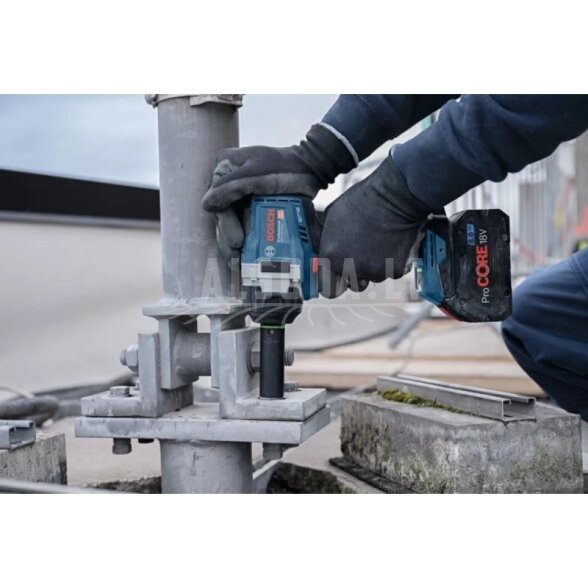 Akumuliatorinis smūginis veržliasukis BOSCH GDS 18V-750 C LB 2x5,0Ah 2 Akumuliatorinis smūginis veržliasukis BOSCH GDS 18V-750 C LB 2x5,0Ah 2