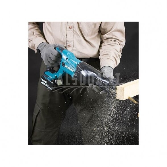 Akumuliatorinis tiesinis pjūklas MAKITA DJR186Z 1 Akumuliatorinis tiesinis pjūklas MAKITA DJR186Z 1