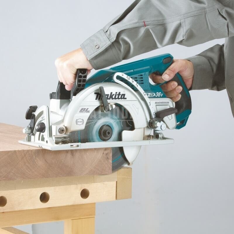 Akumuliatorinis diskinis pjūklas MAKITA DRS780Z 4 Akumuliatorinis diskinis pjūklas MAKITA DRS780Z 4
