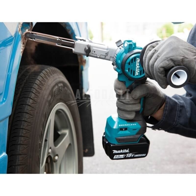 Akumuliatorinis juostinis šlifuoklis MAKITA DBS180Z 3 Akumuliatorinis juostinis šlifuoklis MAKITA DBS180Z 3