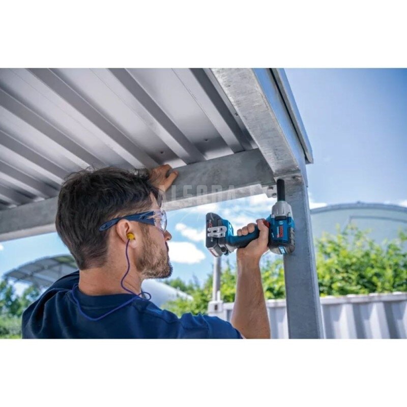 Akumuliatorinis smūginis veržliasukis BOSCH GDS 18V-450 HC 2x5,0Ah 4 Akumuliatorinis smūginis veržliasukis BOSCH GDS 18V-450 HC 2x5,0Ah 4
