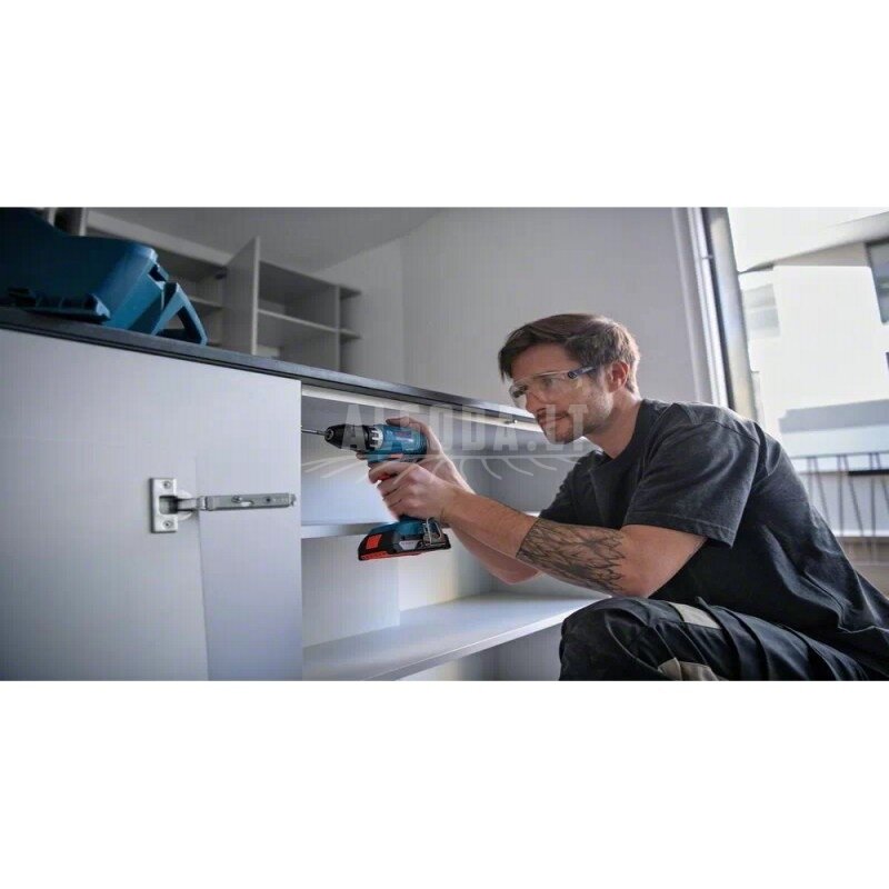 Akumuliatorinis suktuvas-gręžtuvas BOSCH GSR 18V-45 2x3,0Ah 3 Akumuliatorinis suktuvas-gręžtuvas BOSCH GSR 18V-45 2x3,0Ah 3