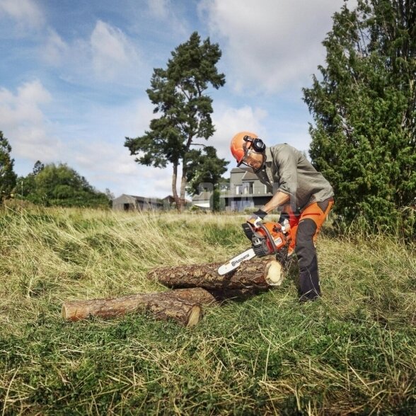 Grandininis pjūklas Husqvarna 440 II e-series 1 Grandininis pjūklas Husqvarna 440 II e-series 1