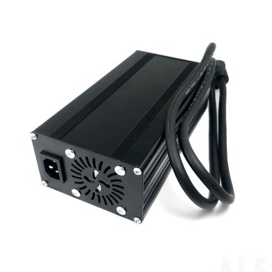 HH4V-440300-1001 CHARGER