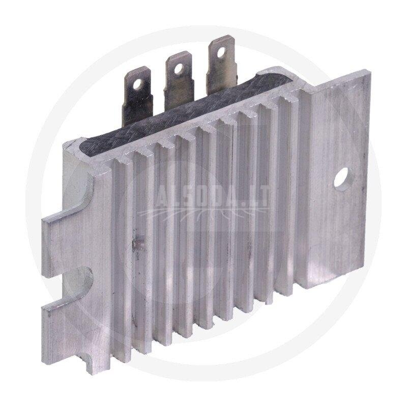 Įtampos reguliatorius John Deere M149302 Įtampos reguliatorius John Deere M149302