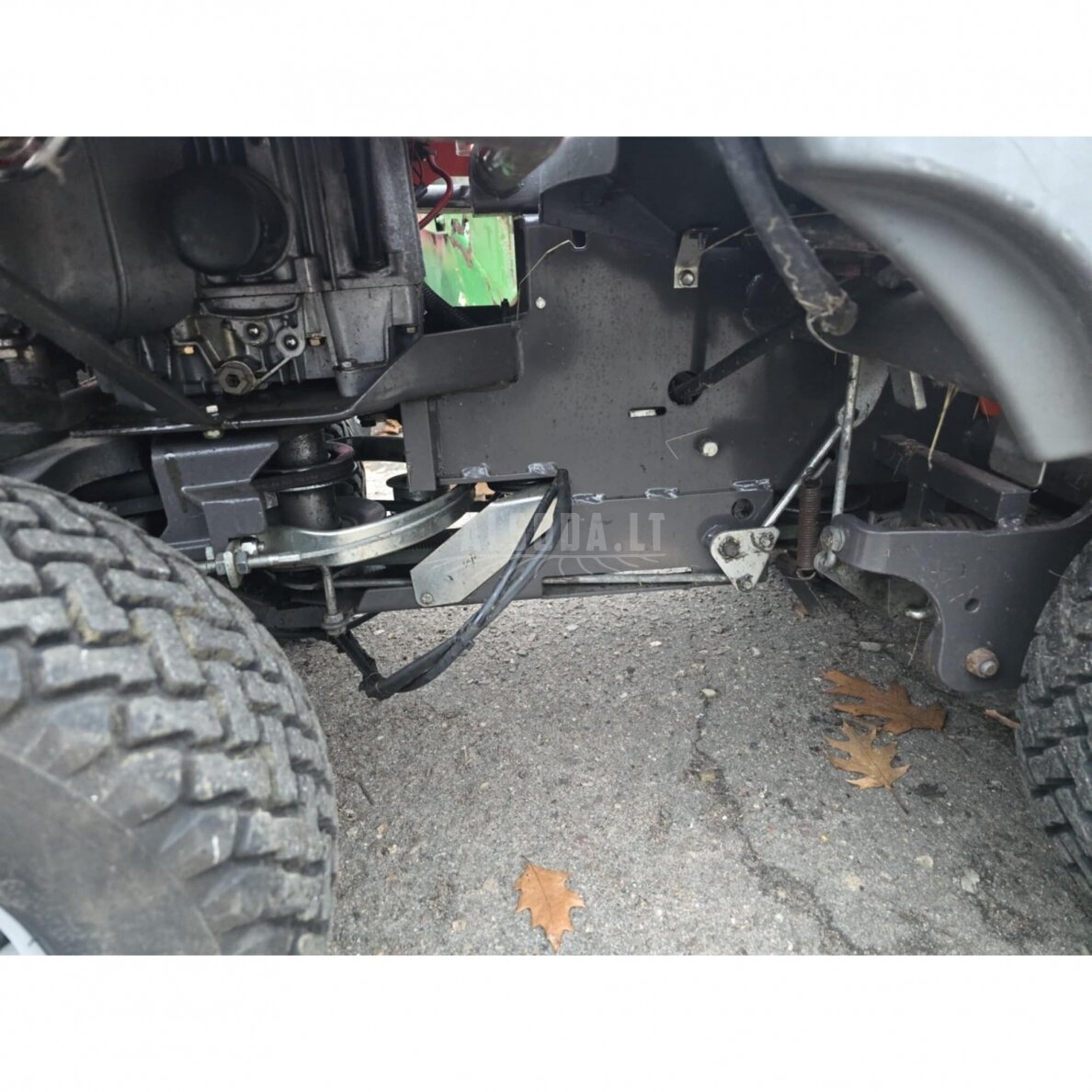 Naudotas sodo traktoriukas Husqvarna Rider ProFlex 18 8