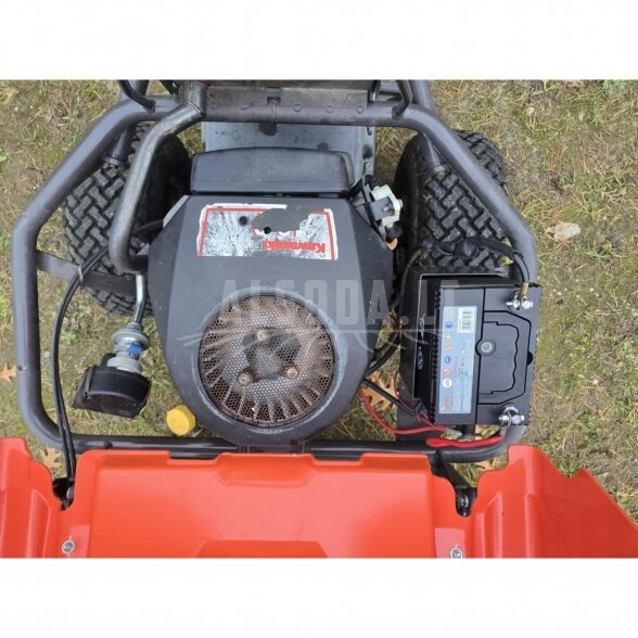 Naudotas sodo traktoriukas Husqvarna Rider ProFlex 18 1 Naudotas sodo traktoriukas Husqvarna Rider ProFlex 18 1
