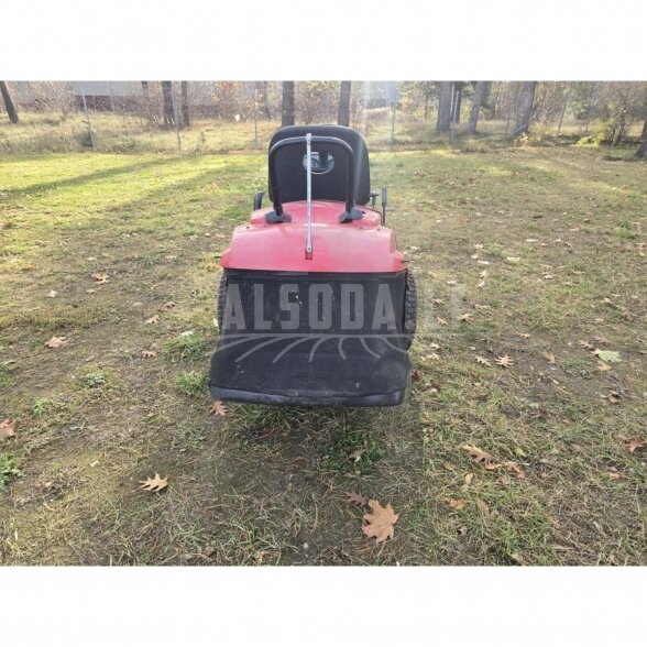 Naudotas vejos traktoriukas AL-KO T20-102 HD Powerline 8 Naudotas vejos traktoriukas AL-KO T20-102 HD Powerline 8