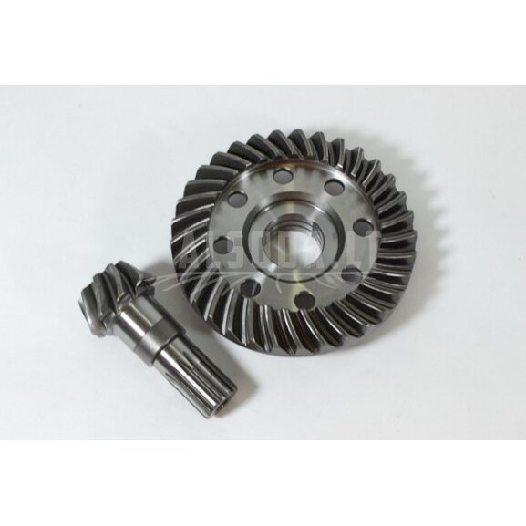 Q820-3300A0 Q820-3300B0 BEVEL GEAR ASSY, REAR GEAR CASE Q820-3300A0 Q820-3300B0 BEVEL GEAR ASSY, REAR GEAR CASE