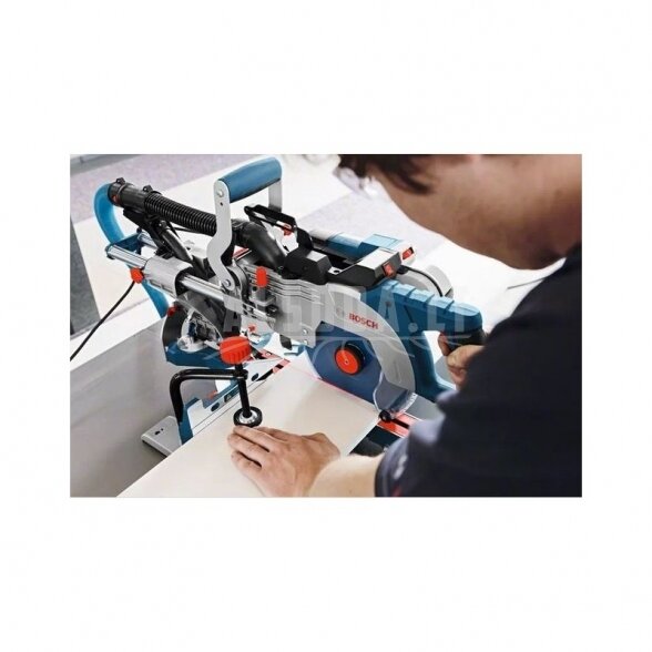 Skersinio pjovimo staklės BOSCH GCM 8 SDE Professional 4 Skersinio pjovimo staklės BOSCH GCM 8 SDE Professional 4