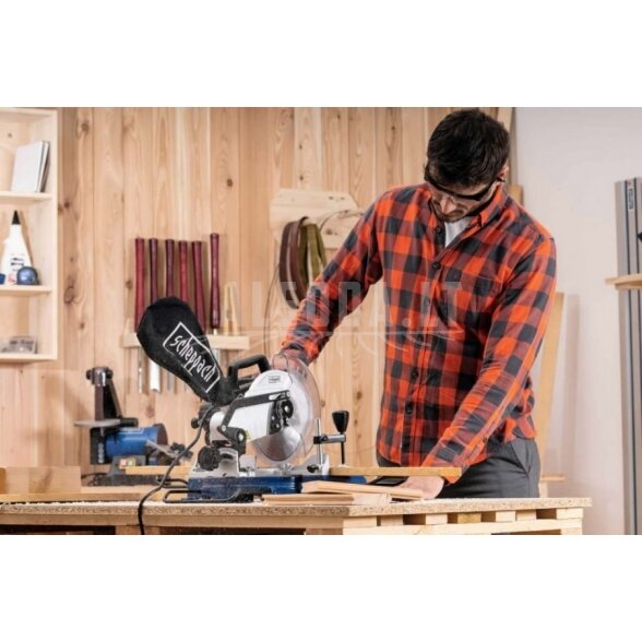 Skersinio pjovimo staklės HM80L, Scheppach 1
