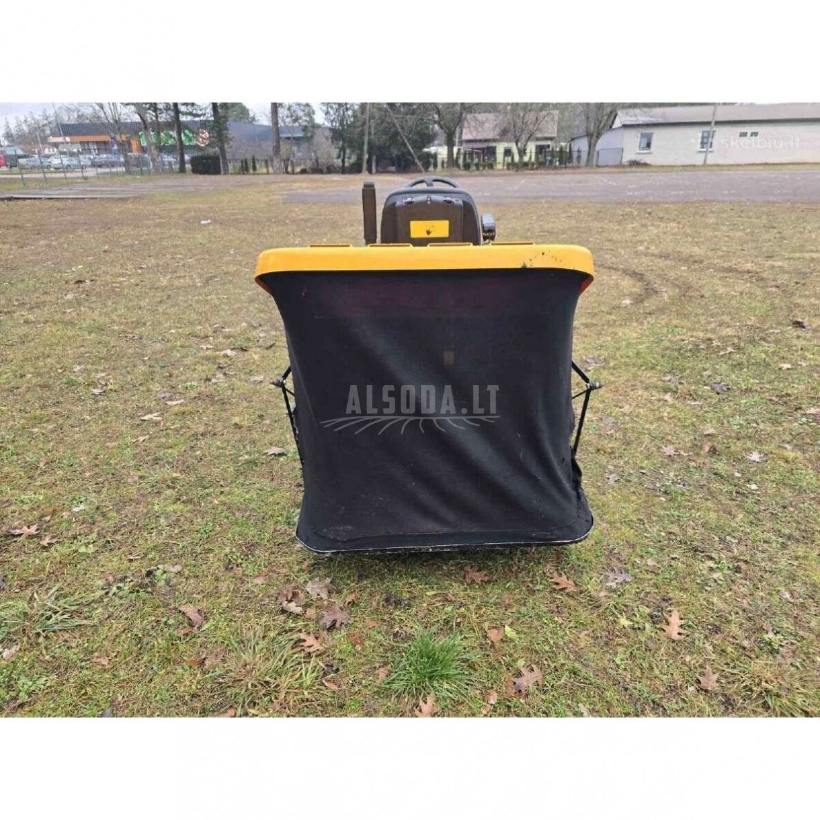 Sodo traktoriukas Countax (JCB), naudotas 2