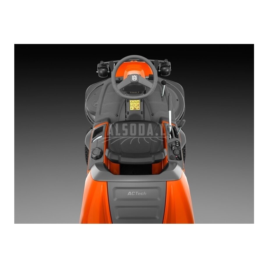 Sodo traktorius Husqvarna RC 320Ts AWD 1