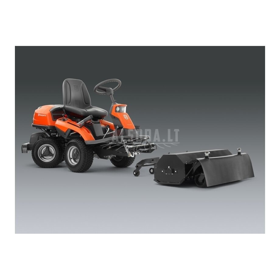 Sodo traktorius Husqvarna RC 320Ts AWD 8