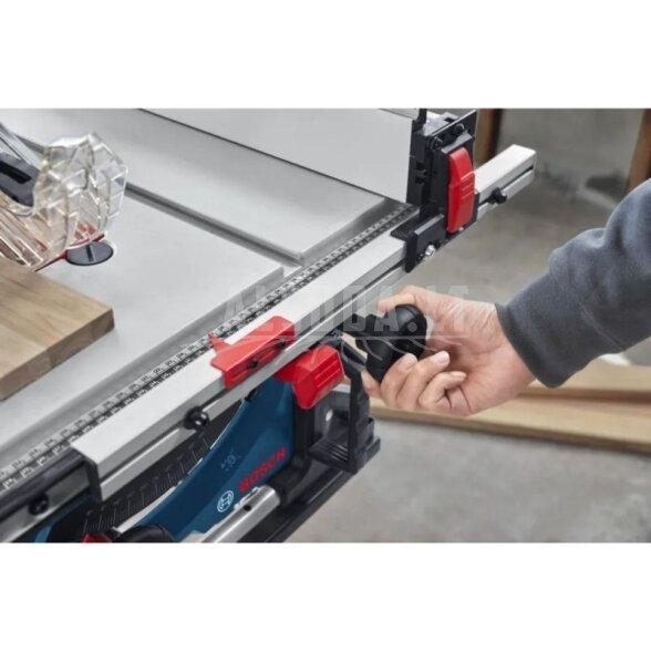Stalinės pjovimo staklės BOSCH GTS 70-216 C 2 Stalinės pjovimo staklės BOSCH GTS 70-216 C 2