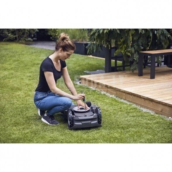 Vejos robotas Husqvarna Automower® 305 5 Vejos robotas Husqvarna Automower® 305 5