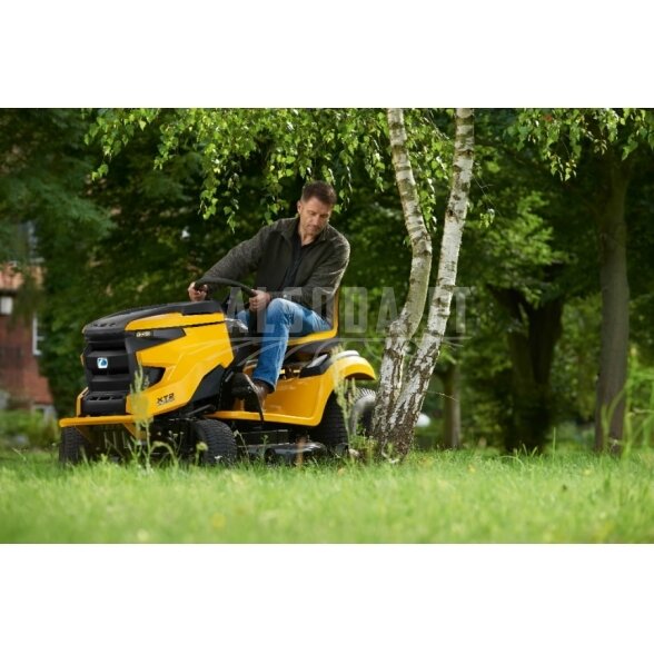 Vejos traktoriukas XT2 PS107, Cub Cadet 1 Vejos traktoriukas XT2 PS107, Cub Cadet 1