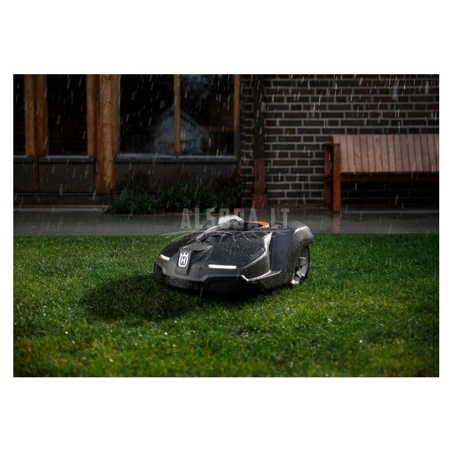 Vejos robotas Husqvarna Automower® 305 2 Vejos robotas Husqvarna Automower® 305 2
